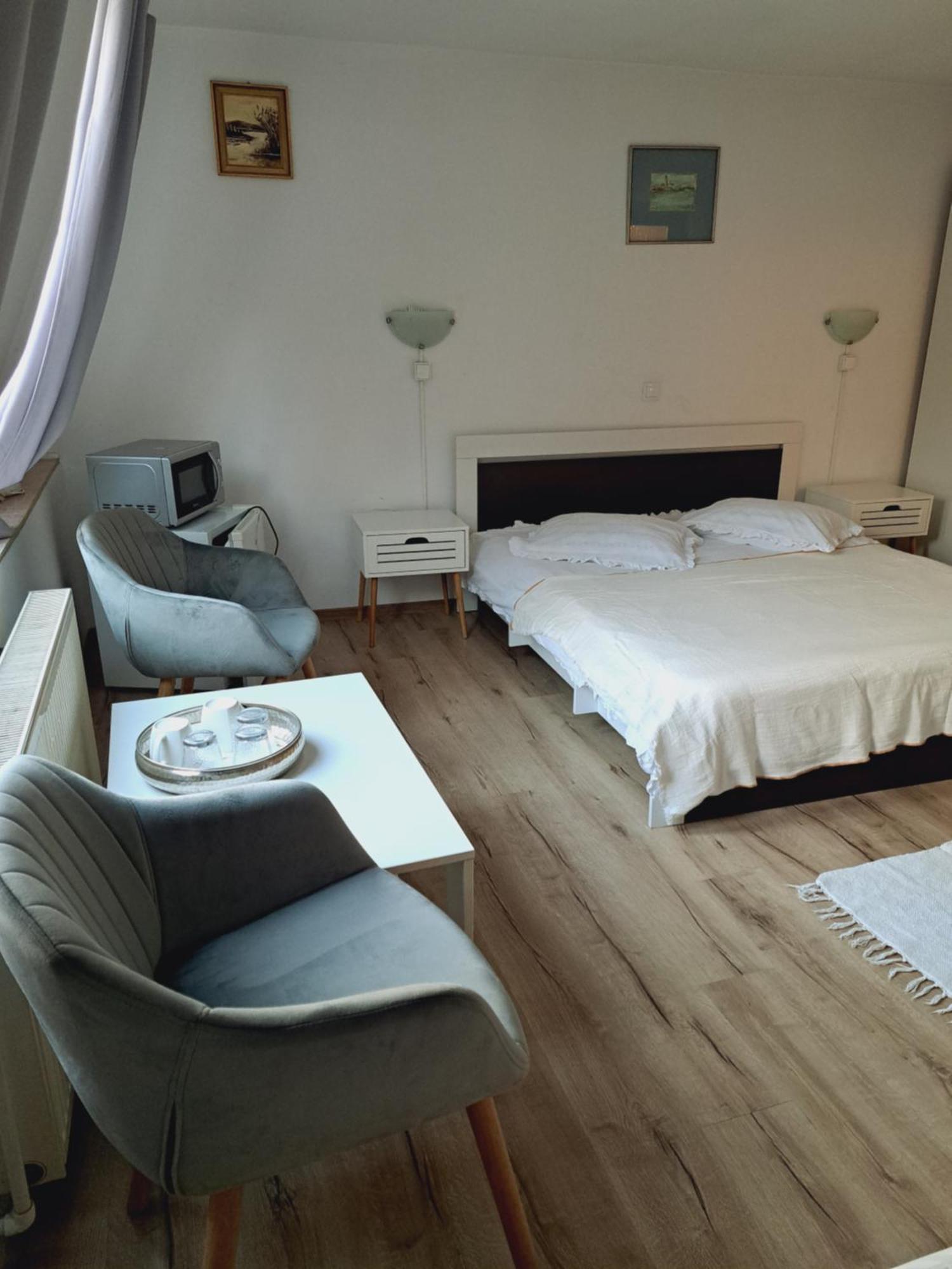 Piccola Italia Casa Racovita Cluj-Napoca Buitenkant foto