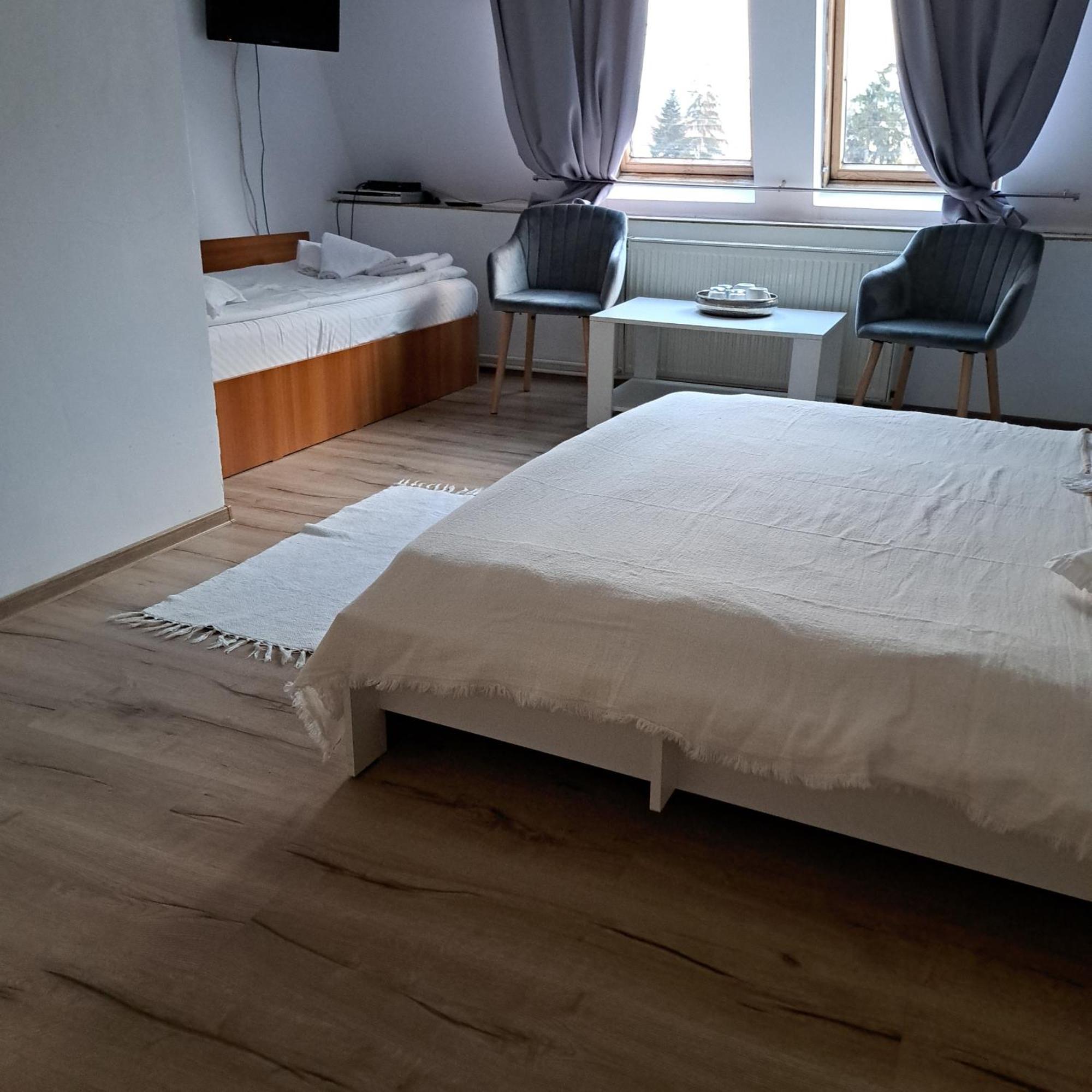 Piccola Italia Casa Racovita Cluj-Napoca Buitenkant foto